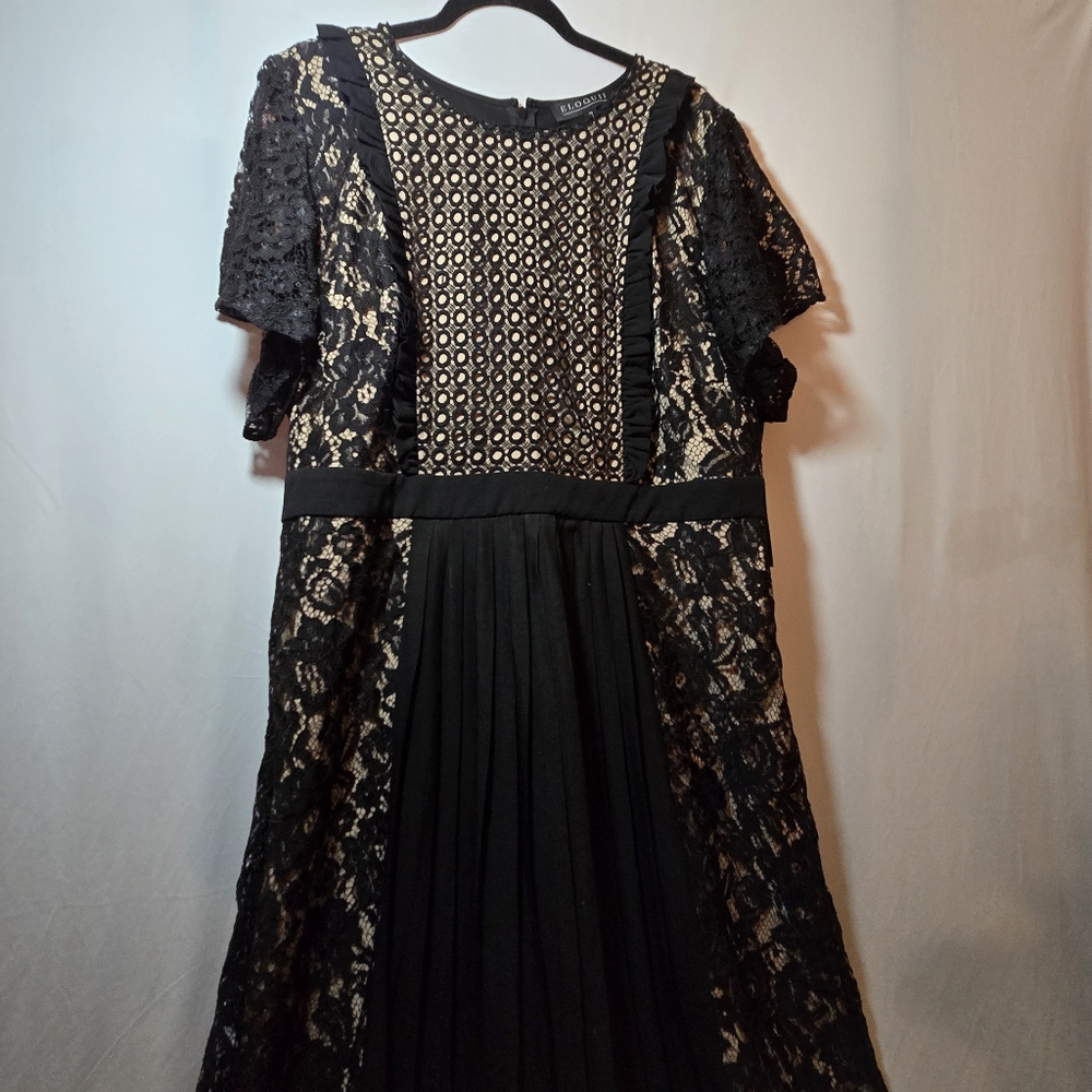 Eloquii Black Lace Sheer Illusion Midi Dress Short Sleeve Wedding Event Party 20